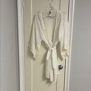 Elegant White and Cream Lace Trim Robe